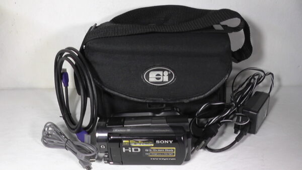 Filmadora sony hdr-xr520 de mão usada, leve e compacta, a companheira perfeita para viagens hdmi - Imagem 4