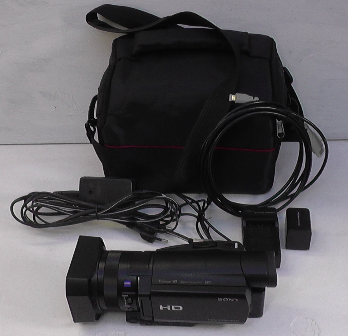 Filmadora sony hdr-sr12 digital agora cabe na sua mão mercado de eventos sociais, robusta e confiável - Imagem 5