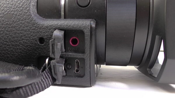 Filmadora sony hdr-cx900 usada para cobertura de notícias e jornalismo: agilidade e qualidade em campo. - Imagem 10