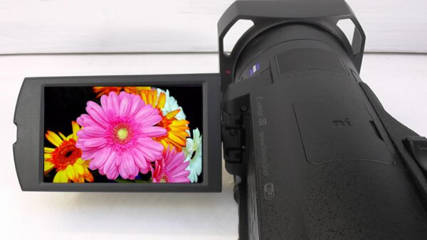 Filmadora sony hdr-cx900 usada para cobertura de notícias e jornalismo: agilidade e qualidade em campo. - Imagem 11