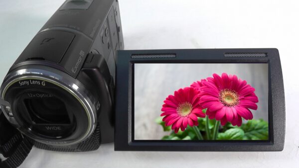 Filmadora sony hdr-cx360 semi profissional usada com gravação para máxima flexibilidade de cores na edição.