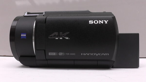 Filmadora Sony fdr-ax43 4K  seminova: compacta, com foco ultrarrápido e fluxo de trabalho 4k. - Imagem 2