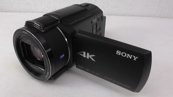Filmadora sony 4k fdr-ax43 e Câmera de vídeo semi profissional usada para conexões de longa distância.