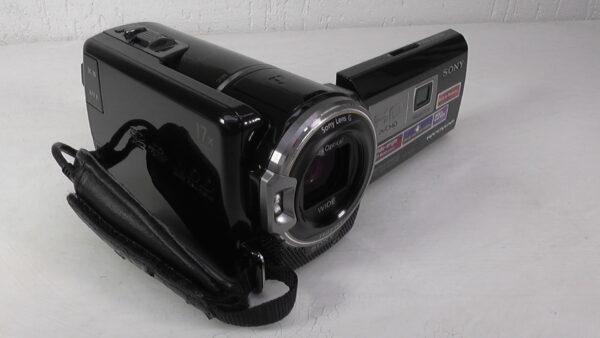 Filmadora sony hdr-pj50 de mão usada com design ergonômico para horas de gravação confortável e estável. - Imagem 6