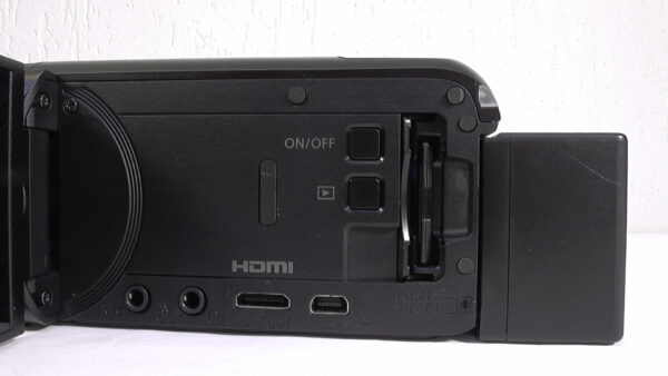 filmadora canon vixia hf-r800 seminova para vídeos de esportes radicais resistente e com alta taxa de quadros (fps). - Imagem 4