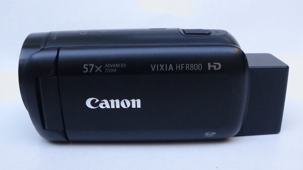 Filmadora canon hf-r800 foco por detecção de face  com design resistente a poeira e umidade - Imagem 4
