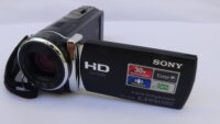 filmadora sony hdr-cx190 handycam registre seus momentos com tradição sony. compre com segurança.