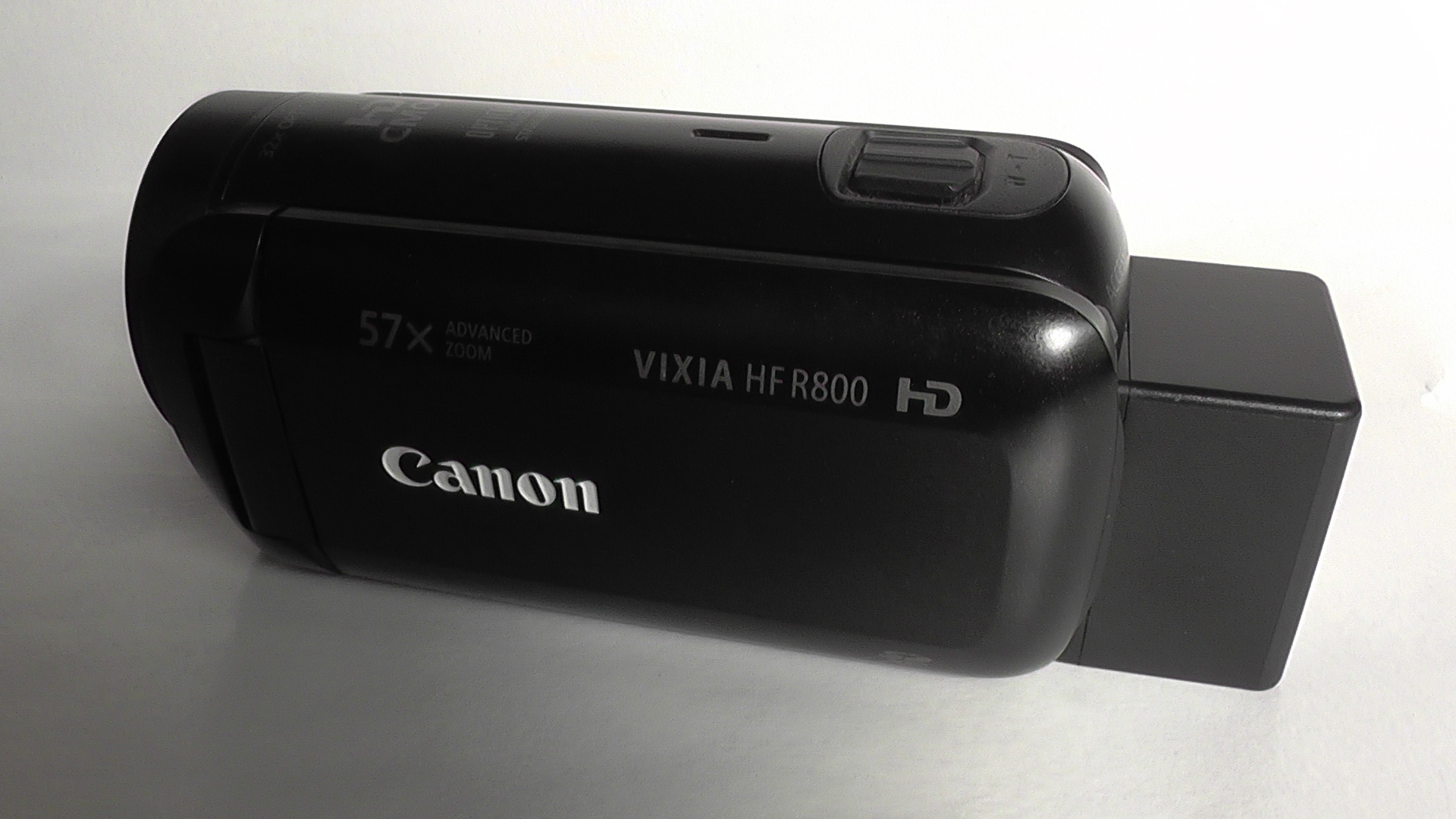 filmadora canon hf-r800 fidelidade de cor e durabilidade. uma marca de confiança no mercado. - Imagem 3