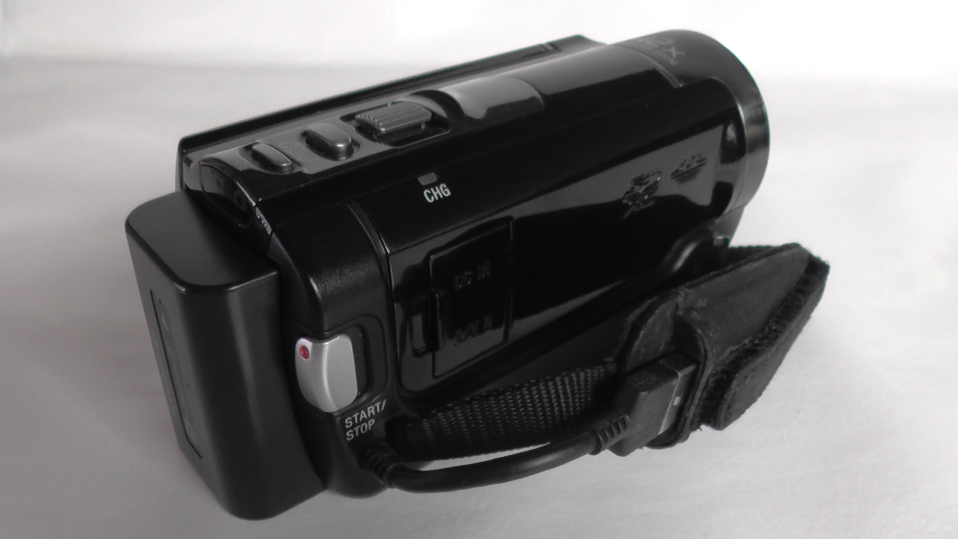 filmadora sony hdr-cx160 tradição e inovação em equipamentos de vídeo. desempenho comprovado. - Imagem 10