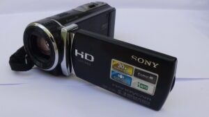 filmadora sony hdr-cx190 semi profissional o futuro da imagem agora. qualidade top, ótimo custo.