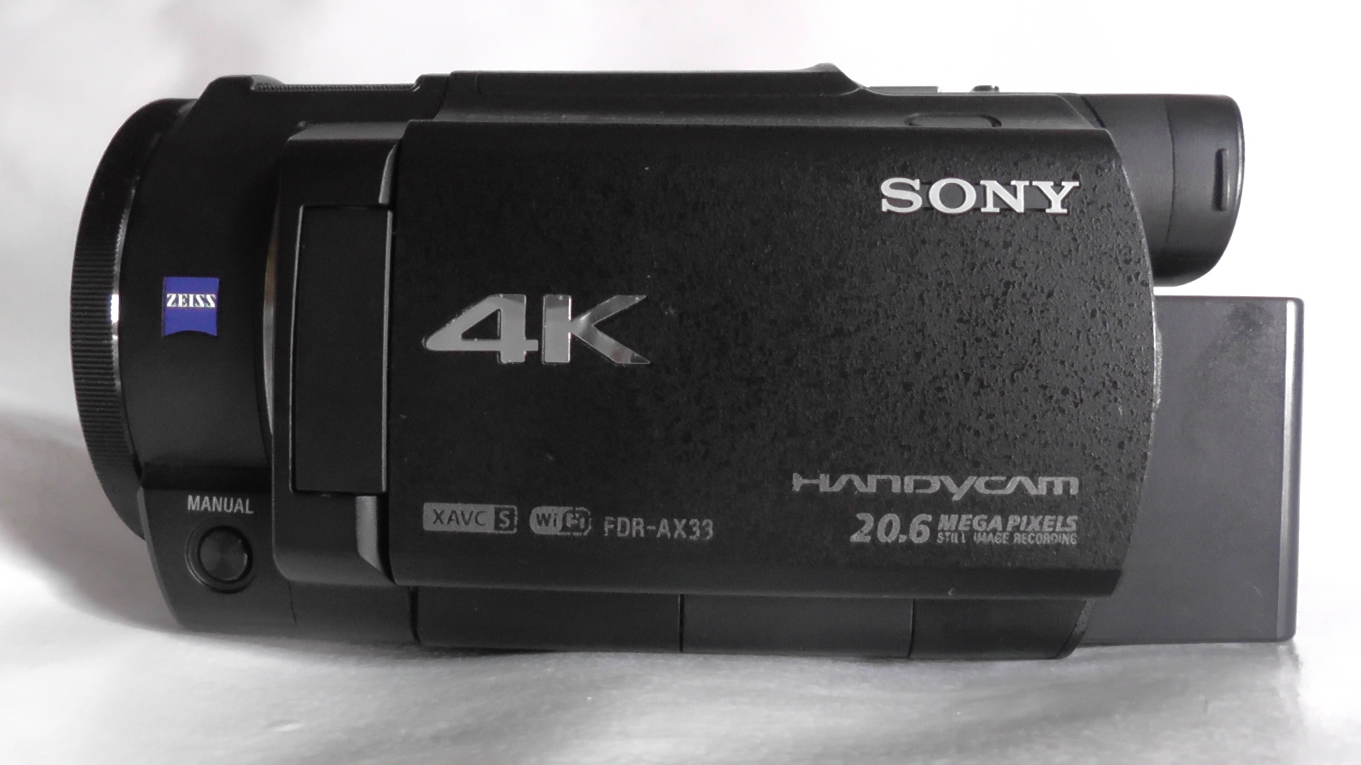 filmadora sony fdr-ax33 4k compacta e discreta para todas as ocasiões. leveza e praticidade. - Imagem 3