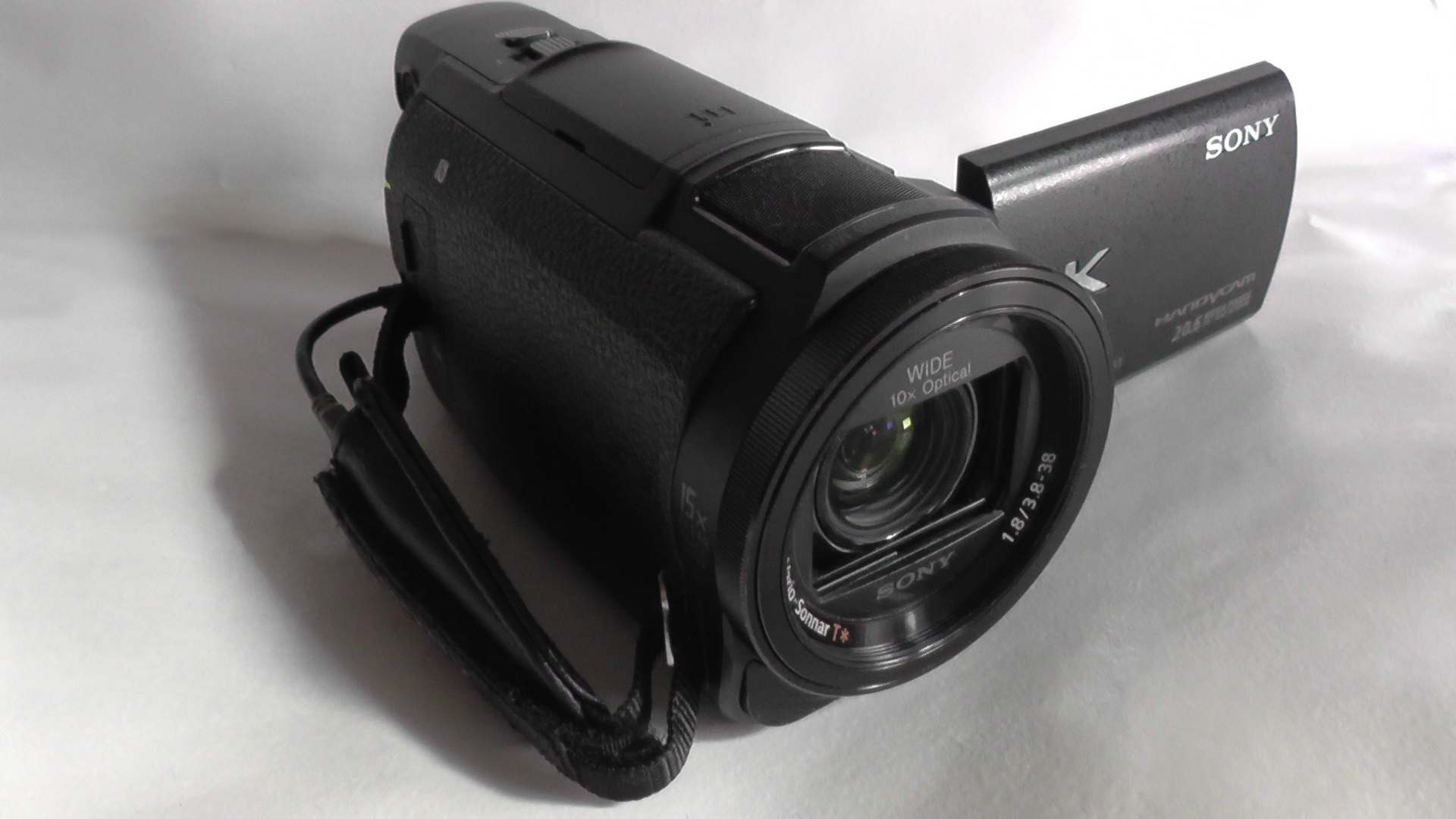 filmadora sony fdr-ax33 4k compacta e discreta para todas as ocasiões. leveza e praticidade. - Imagem 7