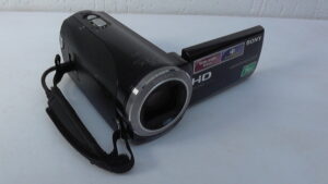 filmadora sony hdr-cx260 seminova com tela sensível ao toque para um controle mais rápido e intuitivo.