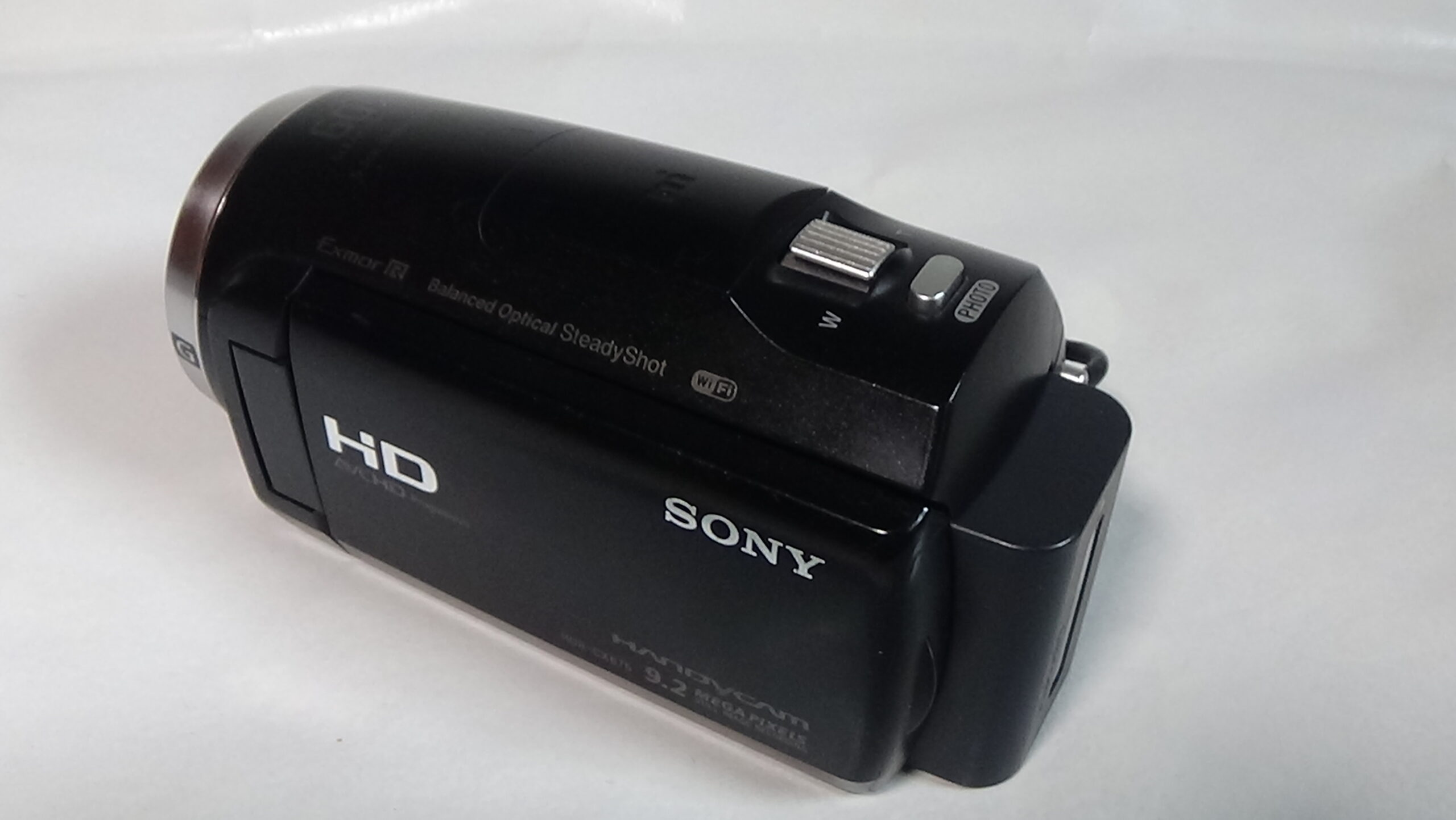 filmadora sony hdr-cx675 pequena no tamanho, grande na captura