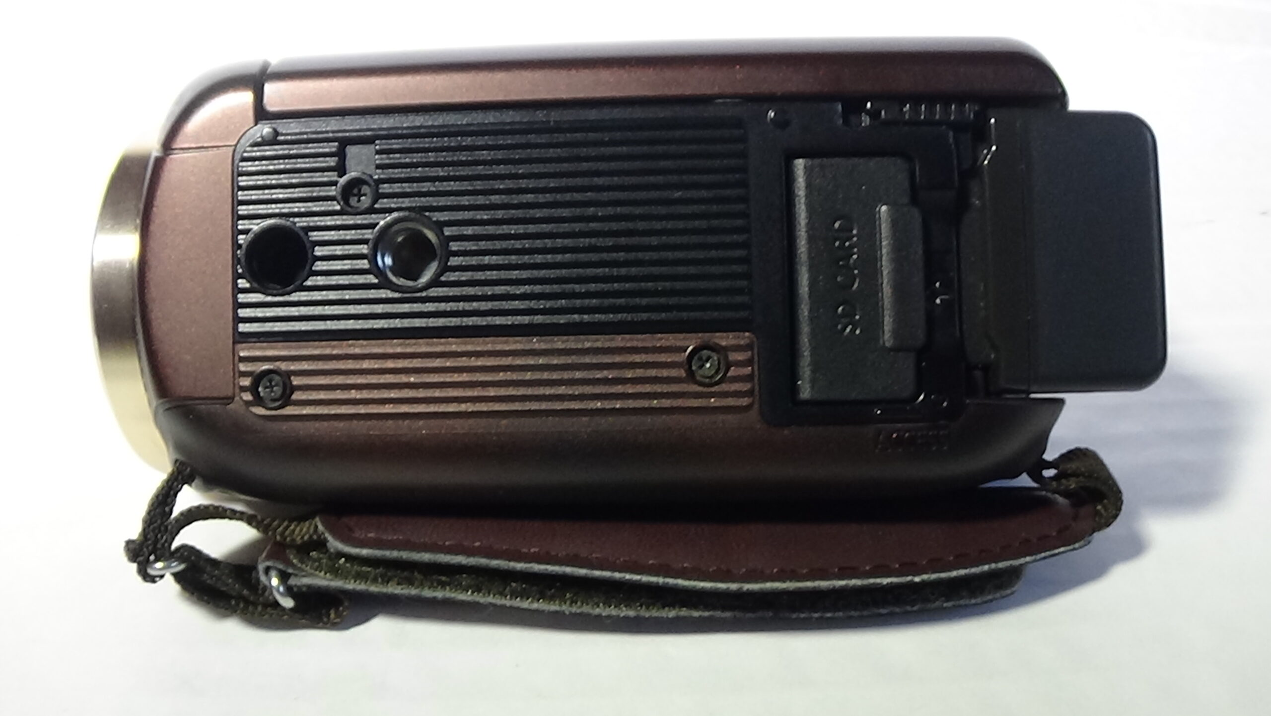 Filmadora panasonic hc-v550m para Live Igreja ideal para transmitir seus cultos com alta definição e estabilidade. - Imagem 2